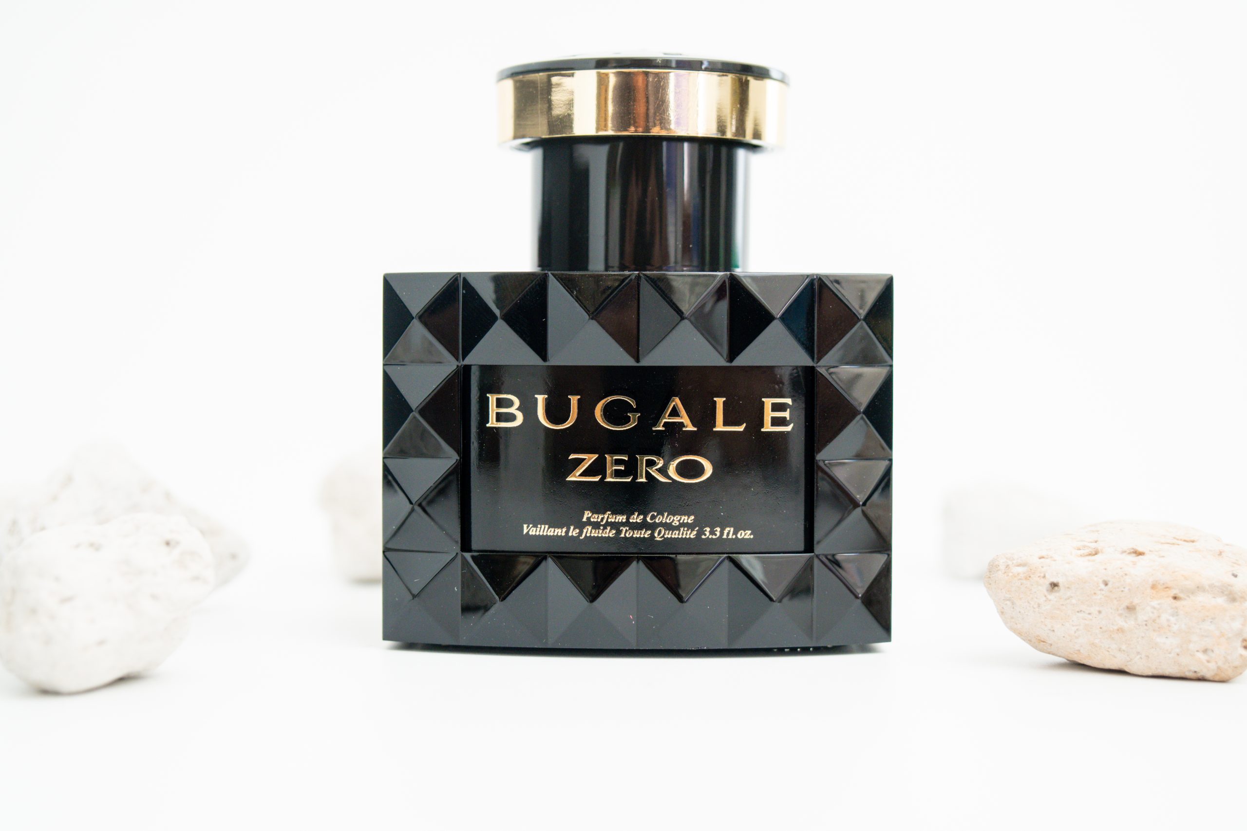 Nước hoa ô tô Bugale Zero mang một hương thơm tinh tế và độc đáo đến ...